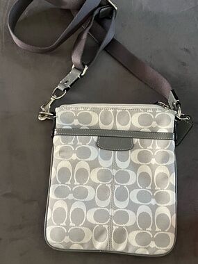 Coach Women's Swingpack Canvas Gray Crossbody Silver NWOT